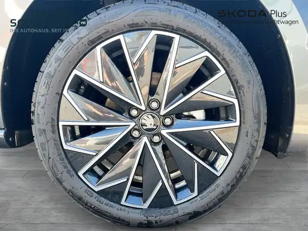 ŠKODA SCALA (7/15)