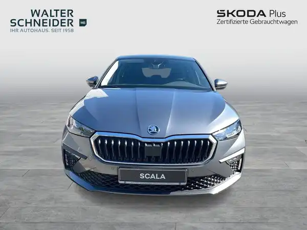 ŠKODA SCALA (8/15)