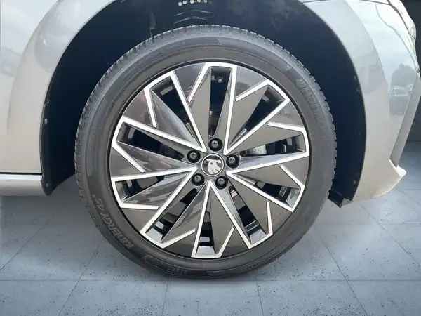 ŠKODA SCALA (7/21)