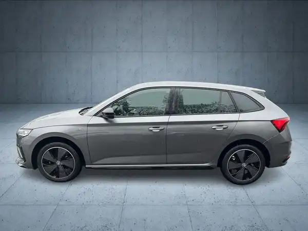ŠKODA SCALA (2/17)