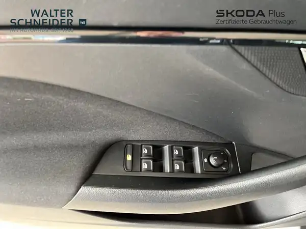 ŠKODA SCALA (14/21)