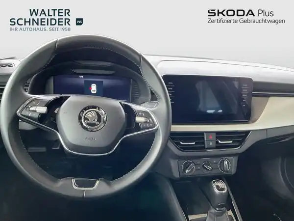 ŠKODA SCALA (8/21)