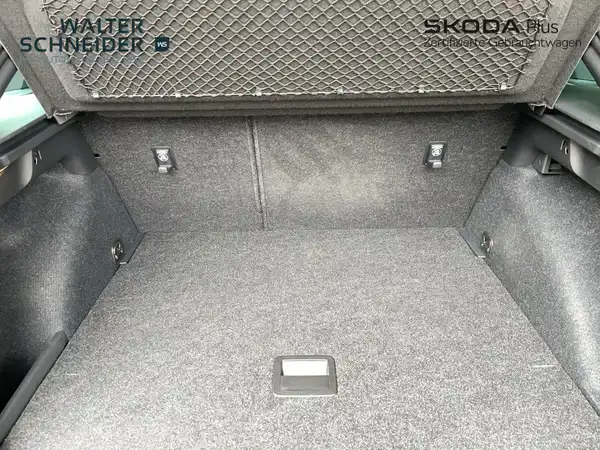 ŠKODA SCALA (10/21)
