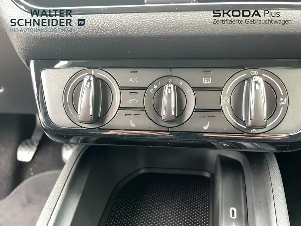 ŠKODA SCALA (16/20)