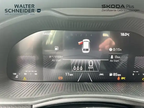ŠKODA SCALA (18/20)