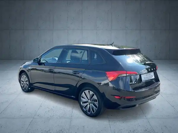 ŠKODA SCALA (3/21)