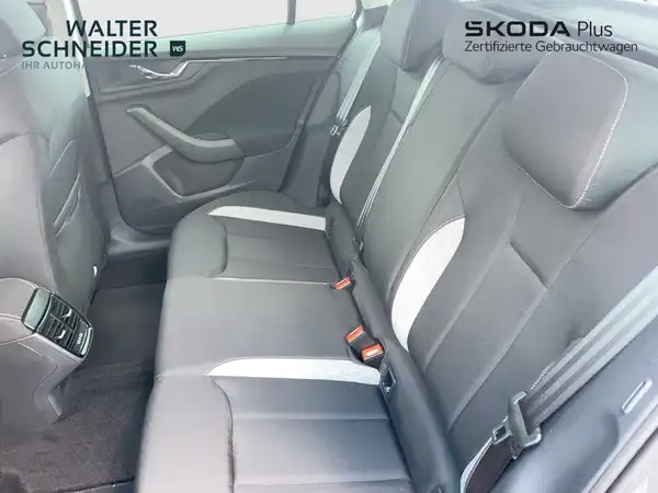 ŠKODA SCALA (14/15)
