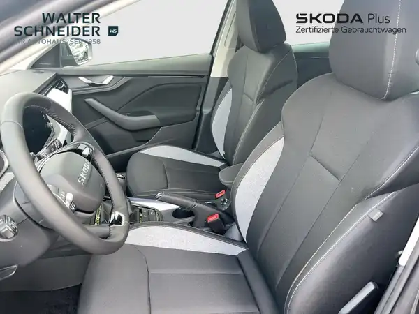 ŠKODA SCALA (9/15)