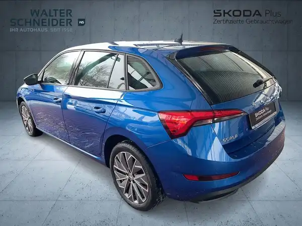 ŠKODA SCALA (2/15)