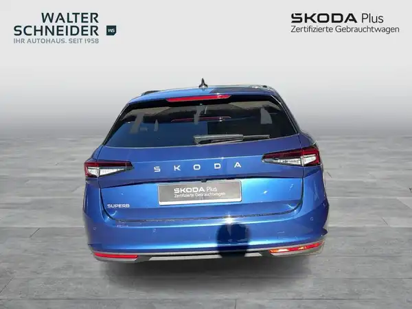 ŠKODA SUPERB (4/21)