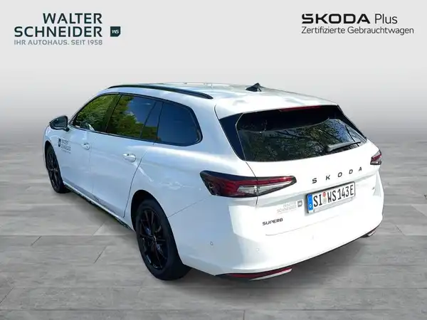 ŠKODA SUPERB (3/21)