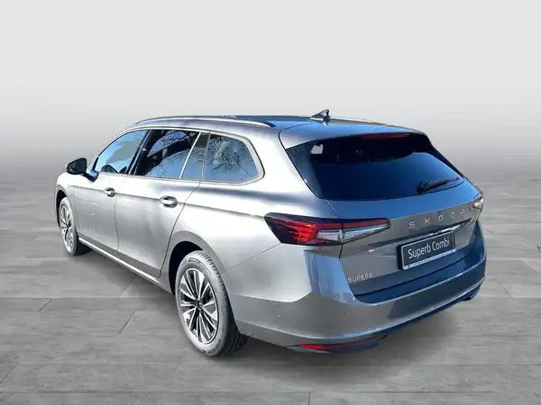 ŠKODA SUPERB (3/18)