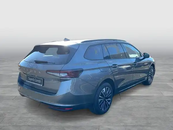 ŠKODA SUPERB (5/18)
