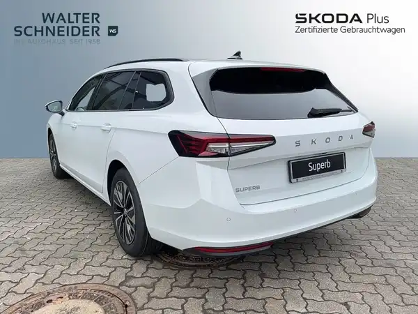 ŠKODA SUPERB (4/21)