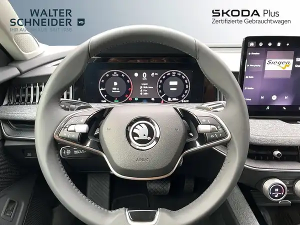 ŠKODA SUPERB (9/21)
