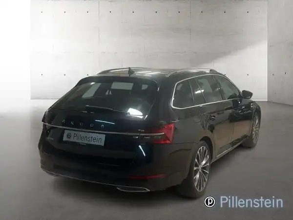 ŠKODA SUPERB (4/16)