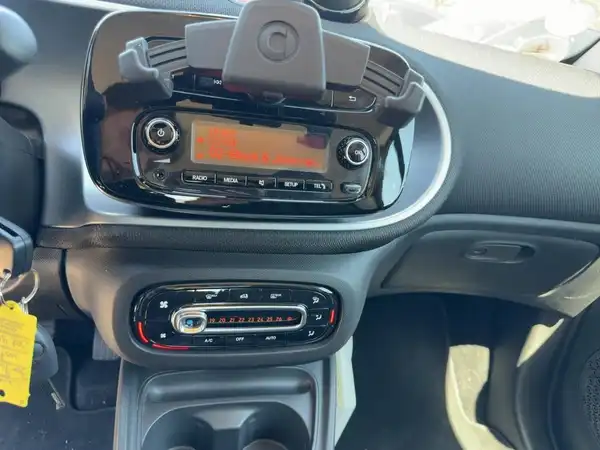 SMART FORTWO (10/15)