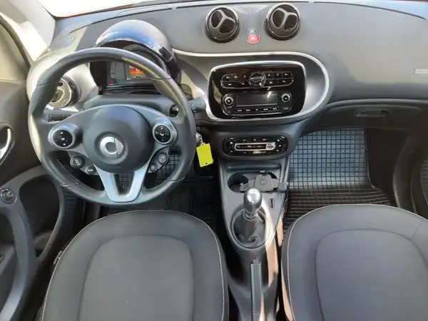 SMART FORTWO (8/15)