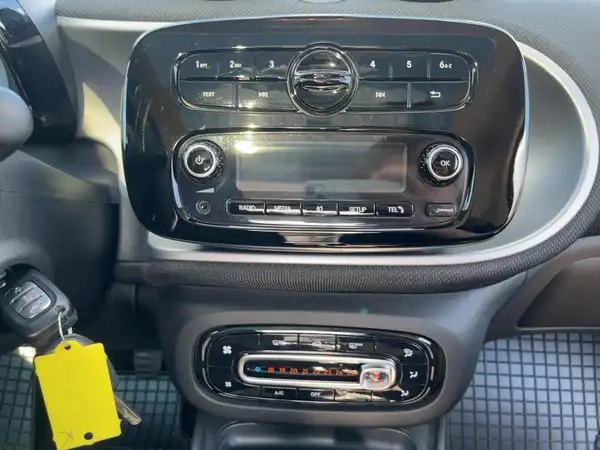 SMART FORTWO (10/15)