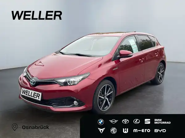 Second hand Toyota Auris 1.8 Hybrid