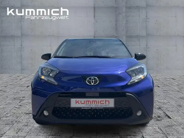 TOYOTA AYGO (2/15)