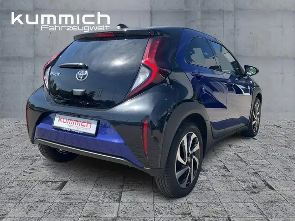 TOYOTA AYGO (4/15)