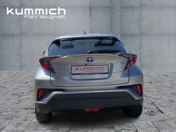 TOYOTA C-HR (5/15)