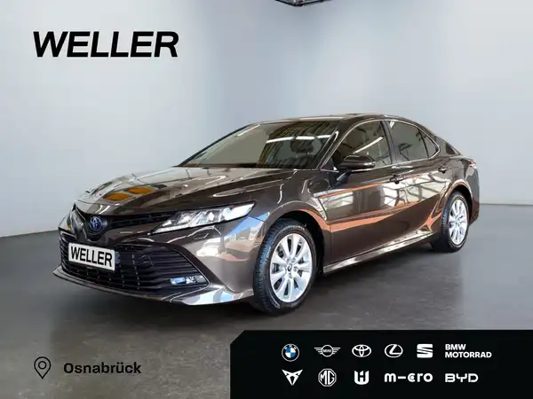 Second hand Toyota Camry 