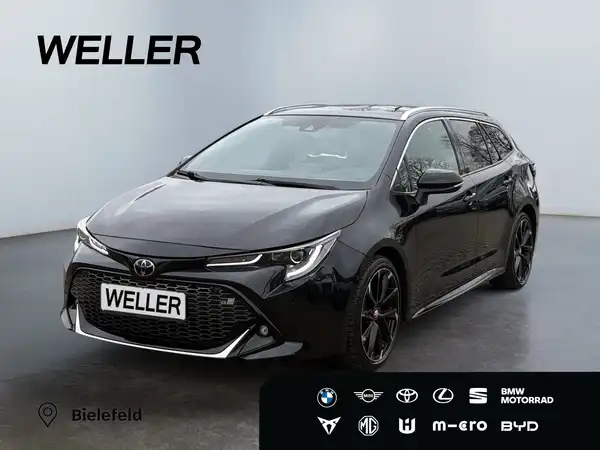 Second hand Toyota Corolla 2.0