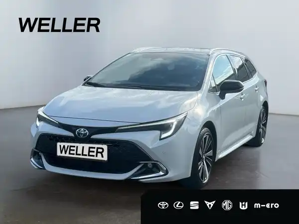 Second hand Toyota Corolla 2.0