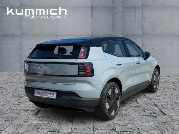 VOLVO EX30 (4/15)