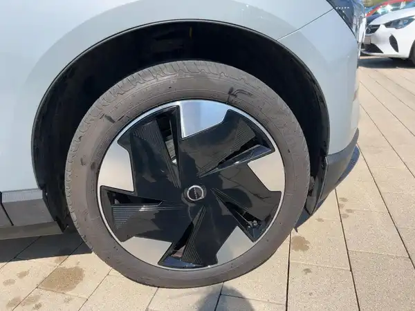VOLVO EX30 (7/15)