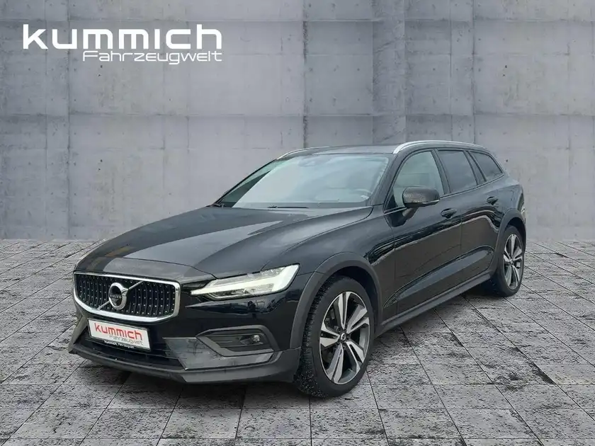 VOLVO V60 (1/16)