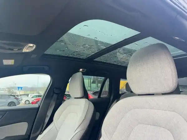 VOLVO V60 (14/15)