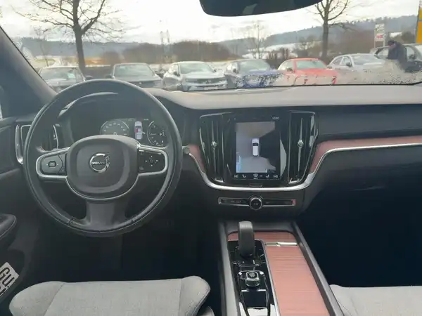 VOLVO V60 (8/15)