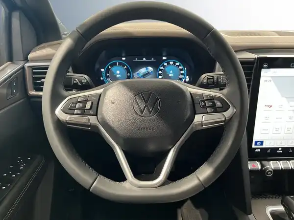 VW AMAROK (14/20)