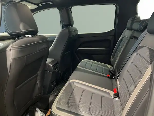 VW AMAROK (16/20)