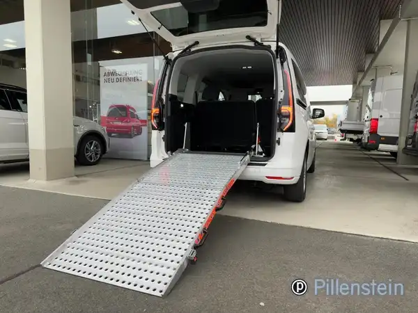 VW CADDY (10/13)