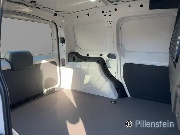 VW CADDY (6/10)
