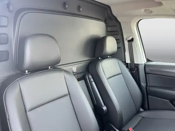 VW CADDY (21/23)