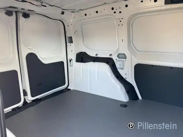 VW CADDY (8/10)