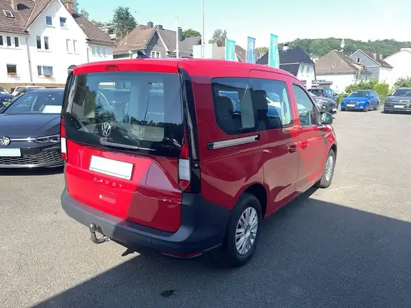 VW CADDY (8/19)