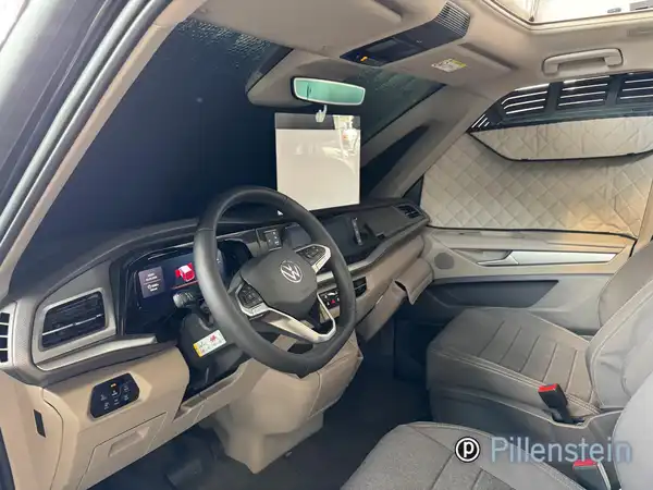 VW CALIFORNIA (2/11)