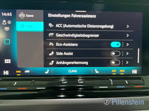 VW CALIFORNIA (13/24)