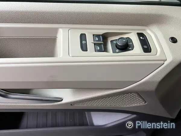 VW CALIFORNIA (8/24)
