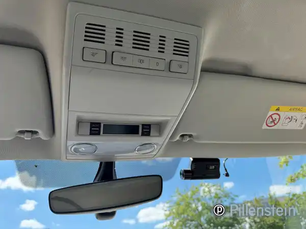 VW CALIFORNIA BEACH (10/16)