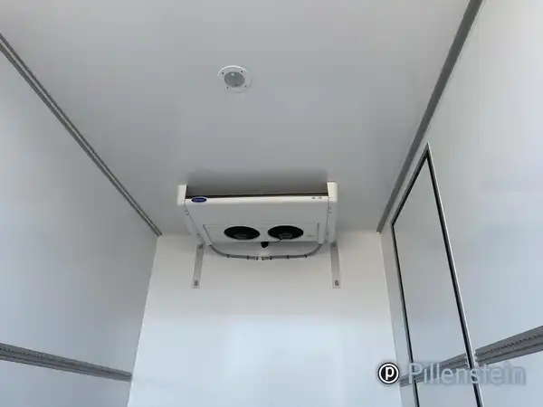 VW CRAFTER (8/9)