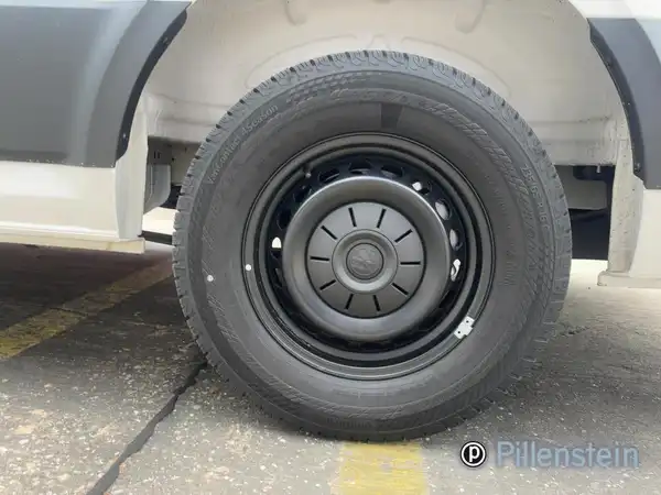 VW CRAFTER (3/16)