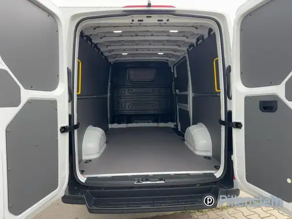VW CRAFTER (10/11)
