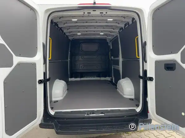VW CRAFTER (10/11)